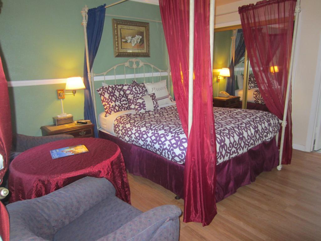 Tahoe Chalet Inn, The Theme Inn Lake Tahoe Airport 部屋 写真